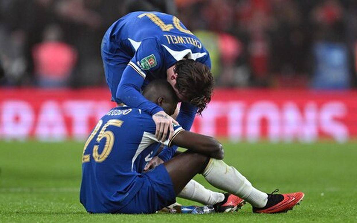 1.3亿太疯狂！帕尔默铁心投曼联，B费时代真要落幕？